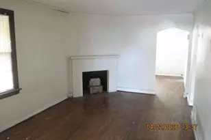 9058 S Jeffery Blvd, Chicago, IL 60617 - Photo 6