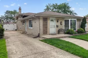 2936 Sunnyside Ave, Westchester, IL 60154 - Photo 2