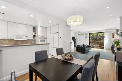 2020 N Cleveland Avenue #A, Chicago, IL 60614 - Photo 8