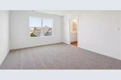 985 Emerald Drive, Montgomery, IL 60538 - Photo 12