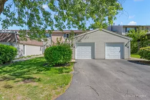 166 Tracy Way, Bolingbrook, IL 60440 - Photo 2