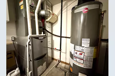 315 Maplewood Drive, Lakemoor, IL 60051 - Photo 34