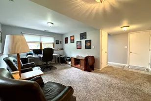 315 Maplewood Dr, Lakemoor, IL 60051 - Photo 28