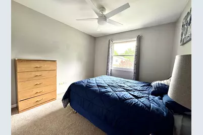 315 Maplewood Drive, Lakemoor, IL 60051 - Photo 18