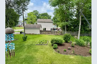 315 Maplewood Drive, Lakemoor, IL 60051 - Photo 36