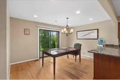 90 Boardwalk Place, Park Ridge, IL 60068 - Photo 4