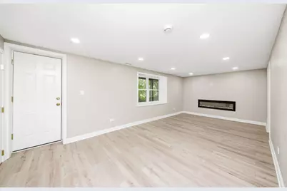 1302 S Lawler Avenue, Lombard, IL 60148 - Photo 12