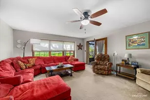 1651 Casa Solana Dr, Wheaton, IL 60189 - Photo 4