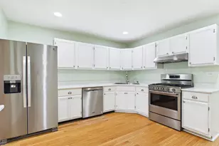 2056 Yellow Daisy Ct, Naperville, IL 60563 - Photo 10