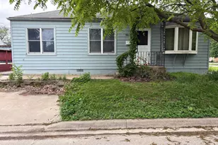 960 Cleary Ave, Joliet, IL 60435 - Photo 1