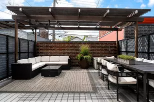 2125 W Erie St, Chicago, IL 60612 - Photo 12