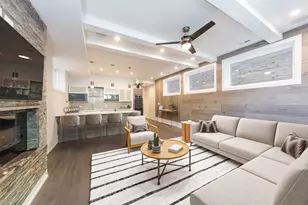 2125 W Erie St, Chicago, IL 60612 - Photo 28