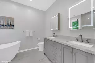 2919 N Southport Ave, Chicago, IL 60657 - Photo 22