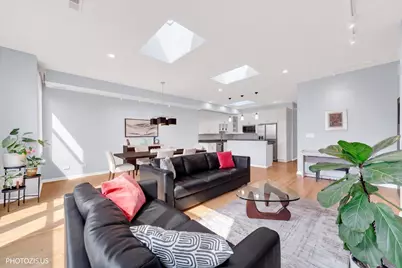 2919 N Southport Avenue #4, Chicago, IL 60657 - Photo 8