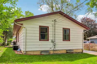 1512 Elm Avenue, Round Lake Beach, IL 60073 - Photo 34