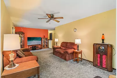 1512 Elm Avenue, Round Lake Beach, IL 60073 - Photo 4