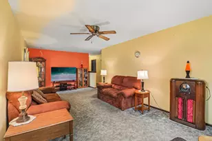 1512 Elm Ave, Round Lake Beach, IL 60073 - Photo 4