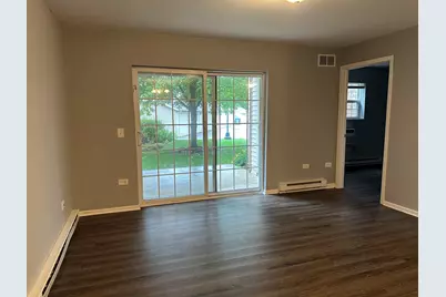 1545 W Crystal Rock Court #1D, Round Lake Beach, IL 60073 - Photo 10