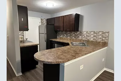 1545 W Crystal Rock Court #1D, Round Lake Beach, IL 60073 - Photo 4