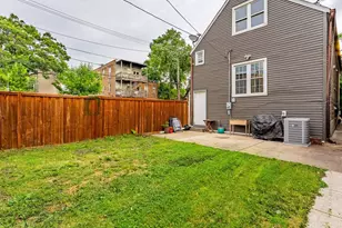 1140 N Ridgeway Ave, Chicago, IL 60651 - Photo 24