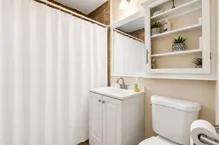 6225 S Seeley Ave, Chicago, IL 60636 - Photo 6