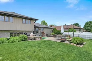 16149 Eagle Ridge Dr, Tinley Park, IL 60477 - Photo 28