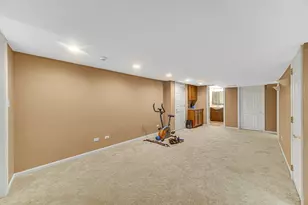 3818 Russett Ln, Northbrook, IL 60062 - Photo 20