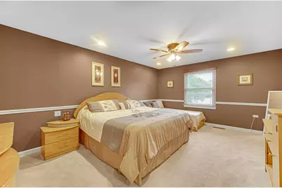 3818 Russett Lane, Northbrook, IL 60062 - Photo 16