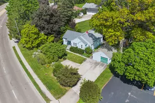 1968 Columbus St, Ottawa, IL 61350 - Photo 1