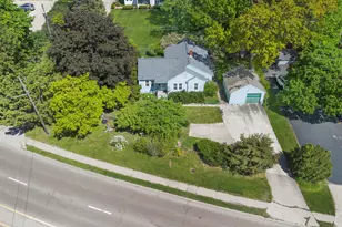1968 Columbus St, Ottawa, IL 61350 - Photo 2