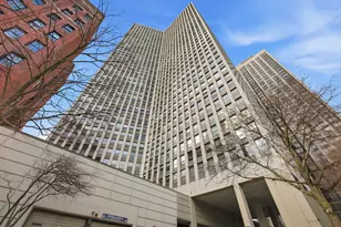 2626 N Lakeview Ave, Chicago, IL 60614 - Photo 1