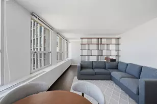 2626 N Lakeview Ave, Chicago, IL 60614 - Photo 4