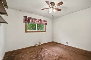 331 E Dresser Rd, Dekalb, IL 60115 - Photo 6