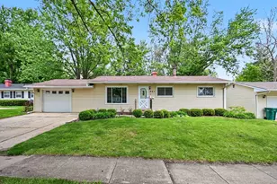 331 E Dresser Rd, Dekalb, IL 60115 - Photo 1