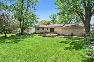 331 E Dresser Rd, Dekalb, IL 60115 - Photo 14