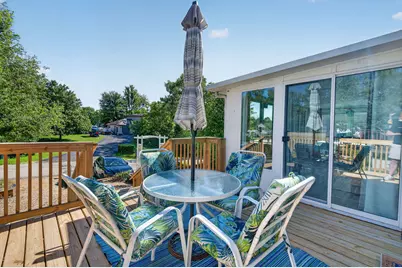143 Fossil Lake Court, Wilmington, IL 60481 - Photo 6
