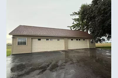 311 Stouffer Road, Sterling, IL 61081 - Photo 16