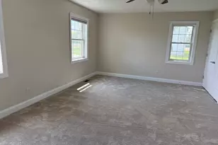 311 Stouffer Rd, Sterling, IL 61081 - Photo 8