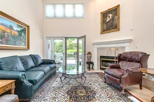 127 Commons Dr, Palos Park, IL 60464 - Photo 4