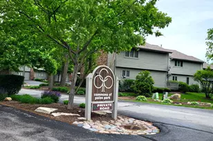 127 Commons Dr, Palos Park, IL 60464 - Photo 2