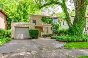 1741 Beverly Pl, Highland Park, IL 60035 - Photo 1