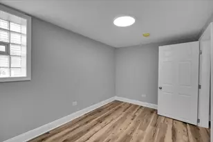 6233 S Claremont Ave, Chicago, IL 60636 - Photo 24