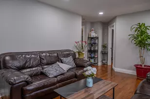 326 S Hudson St, Westmont, IL 60559 - Photo 6