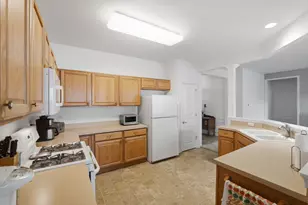 13372 Longmeadow Dr, Huntley, IL 60142 - Photo 12