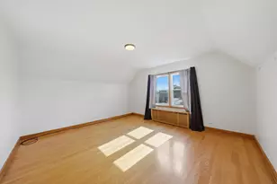 7058 S Fairfield Ave, Chicago, IL 60629 - Photo 14