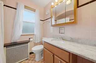 7058 S Fairfield Ave, Chicago, IL 60629 - Photo 18