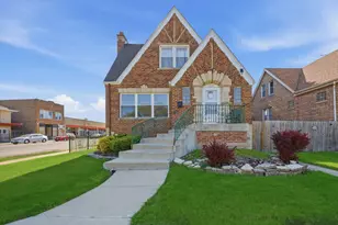 7058 S Fairfield Ave, Chicago, IL 60629 - Photo 1