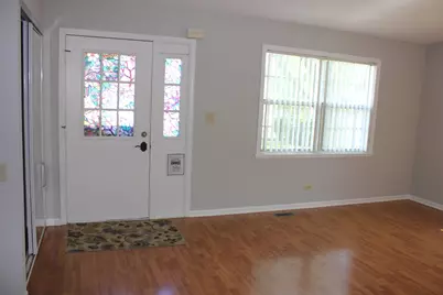 410 Ashwood Court, Vernon Hills, IL 60061 - Photo 18