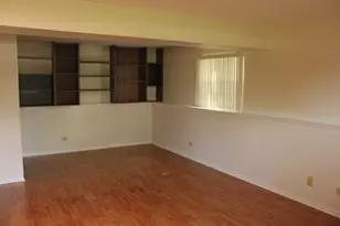 410 Ashwood Ct, Vernon Hills, IL 60061 - Photo 8