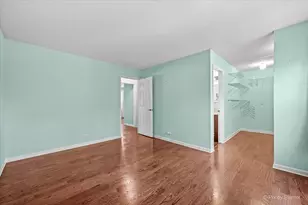 858 Shorewood Dr, Bartlett, IL 60103 - Photo 12